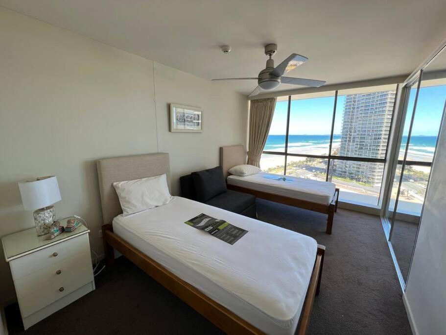 Seacrest, Surfers Front 15a Apartment
